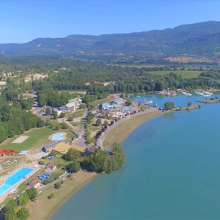 Hotel Vallee Bleue Montalieu-Vercieu Exterior foto